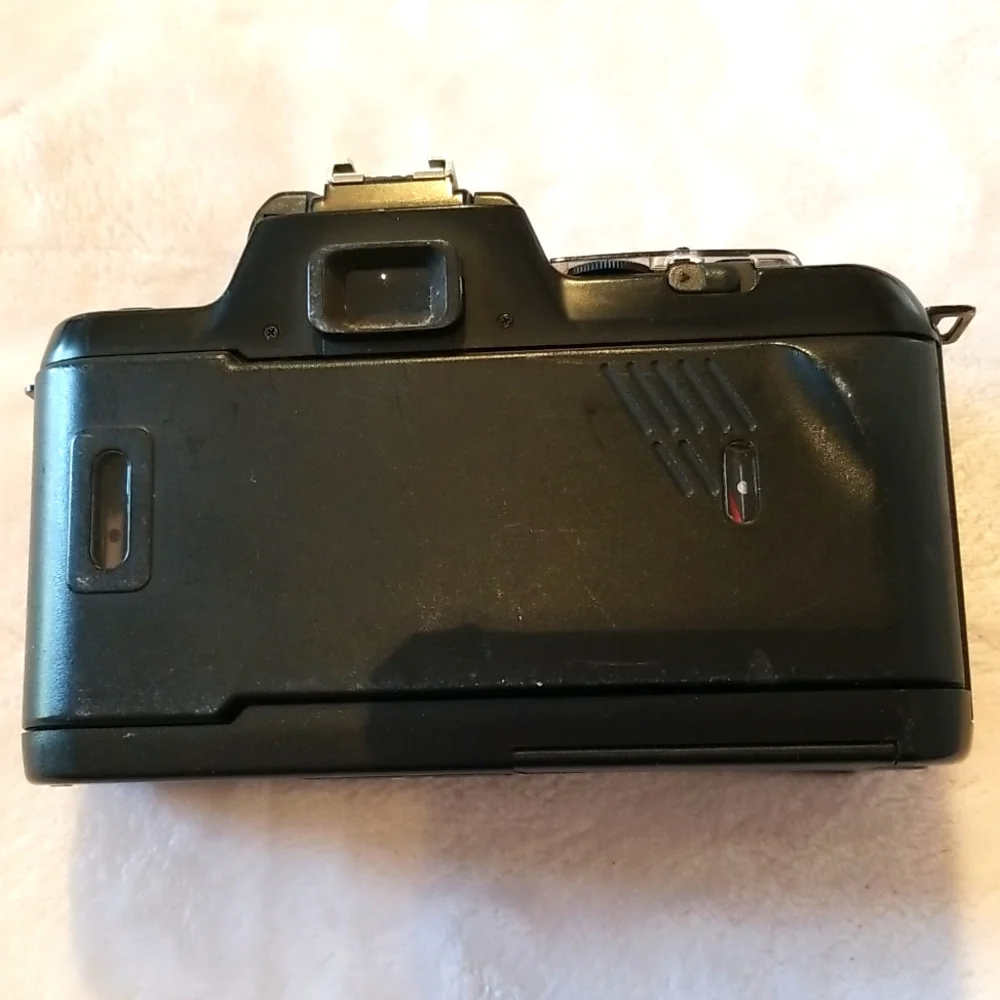 Camera Nikon 35 MM Camera